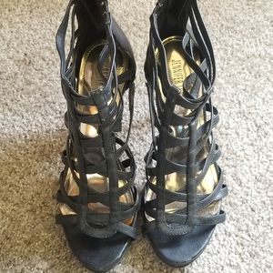 Jennifer Lopez Heels